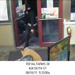 Annapolis Police Seek Help In Armed Robbery (PHOTOS)